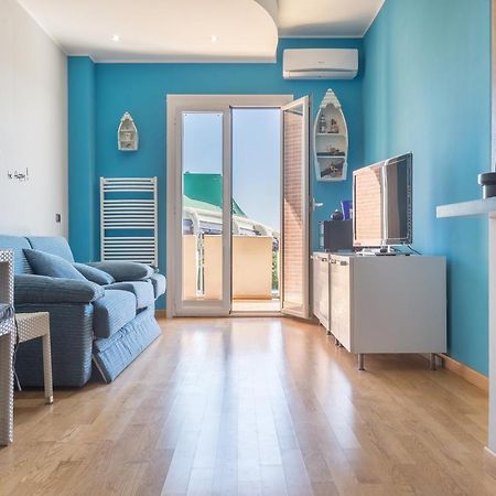 Ostia Holiday Palafjilkam Екстер'єр фото